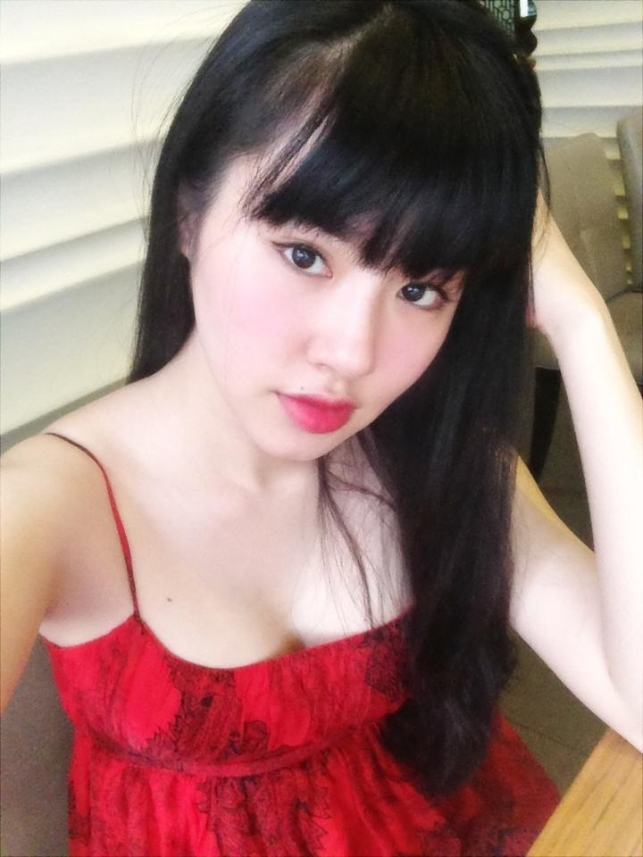 在浴室里三p被弄得很爽小说